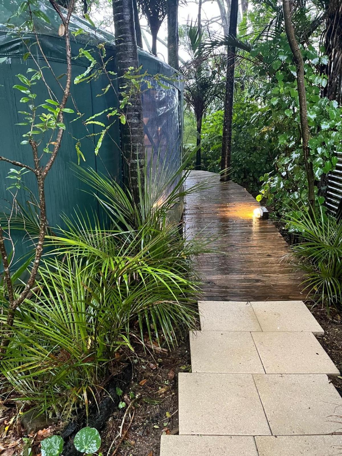 Nikau Sanctuary Hotel Raglan Exterior photo